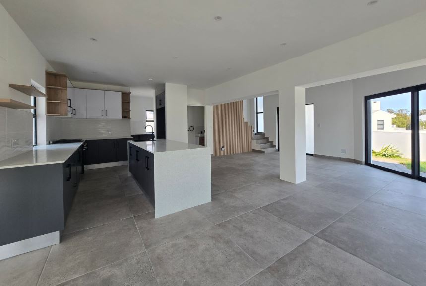 3 Bedroom Property for Sale in Shelley Point Western Cape